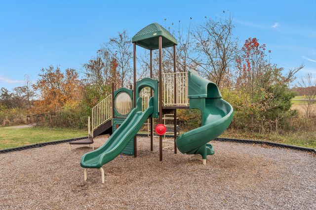 2373 Fairchild Cir, Nolensville, TN 37135