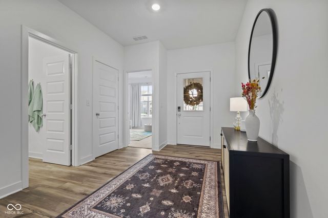 5424 Oak Knoll Drive, Whitestown, IN 46075