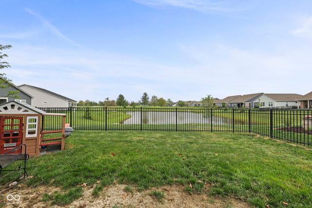 5424 Oak Knoll Drive, Whitestown, IN 46075