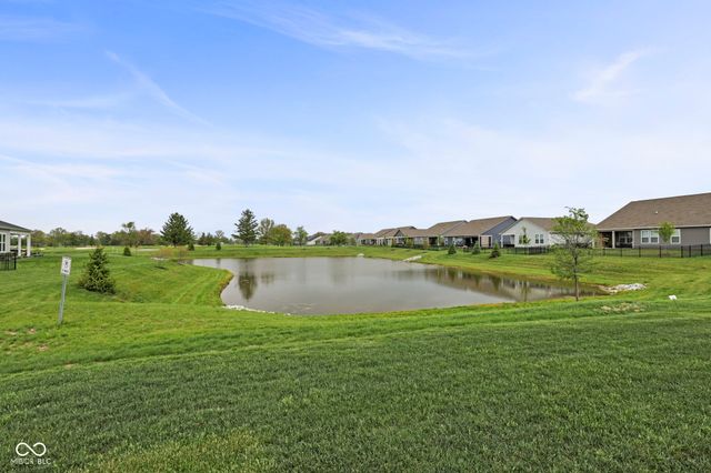 5424 Oak Knoll Drive, Whitestown, IN 46075