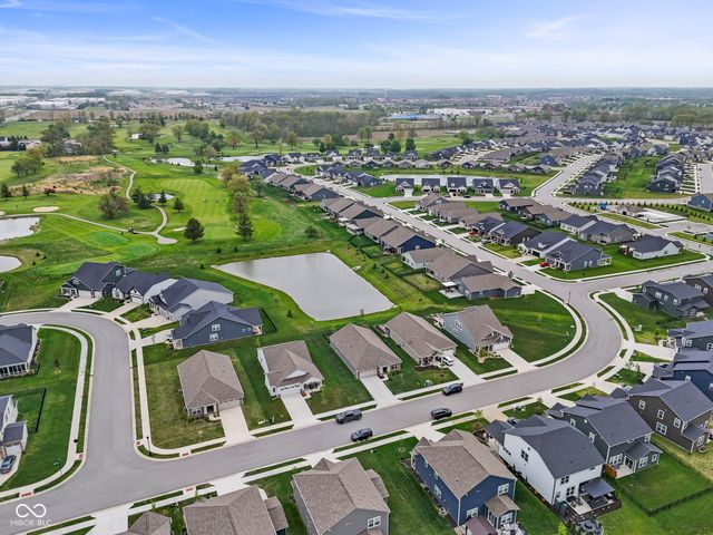 5424 Oak Knoll Drive, Whitestown, IN 46075