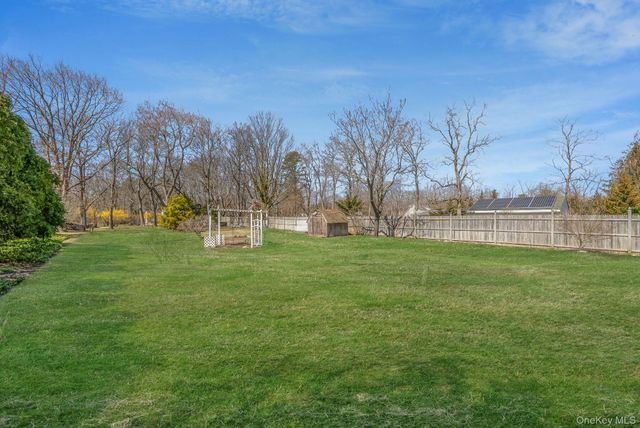 842 Greenlawn Avenue, Islip Terrace, NY 11752