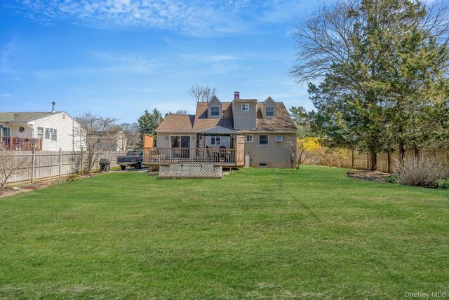 842 Greenlawn Avenue, Islip Terrace, NY 11752