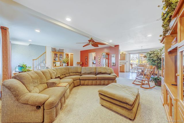 842 Greenlawn Avenue, Islip Terrace, NY 11752