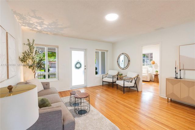 339 Falcon Ave, Miami Springs, FL 33166