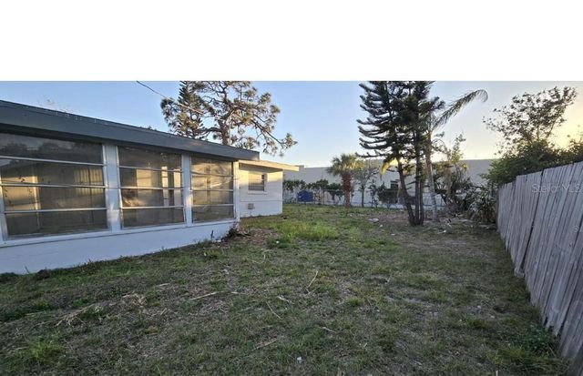 1634 BANYAN DRIVE, Venice, FL 34293