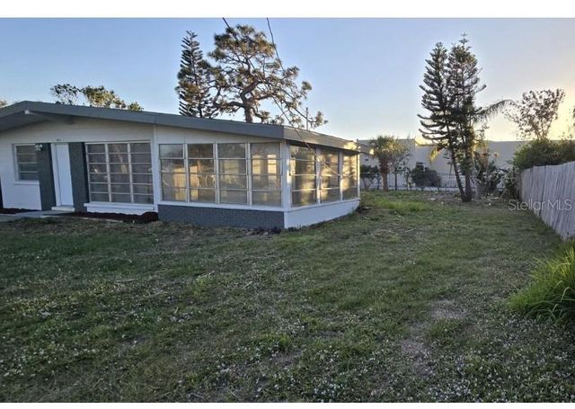 1634 BANYAN DRIVE, Venice, FL 34293