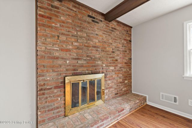 4524 Borney Cir, Jeffersontown, KY 40299