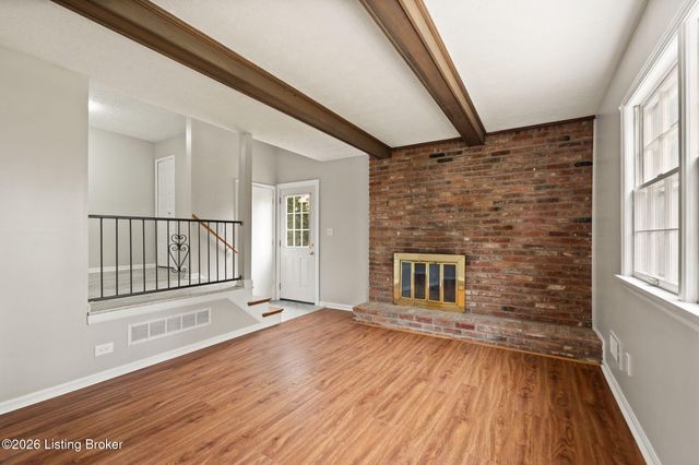 4524 Borney Cir, Jeffersontown, KY 40299