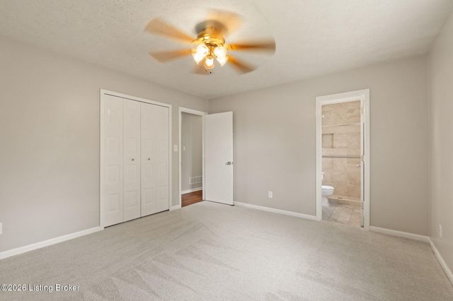 4524 Borney Cir, Jeffersontown, KY 40299