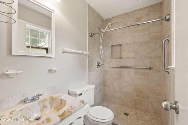 4524 Borney Cir, Jeffersontown, KY 40299