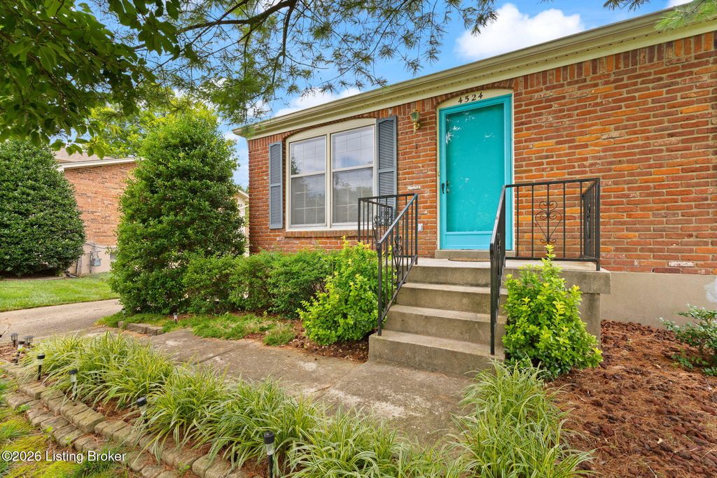 4524 Borney Cir, Jeffersontown, KY 40299