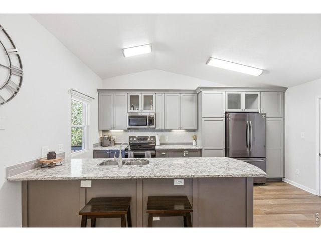 107 N 49th Ave Pl, Greeley, CO 80634