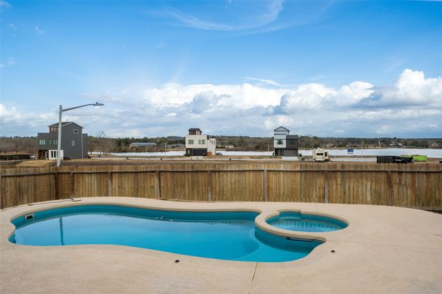 11518 Marci Lane, Willis, TX 77318