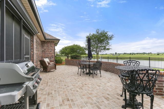 266 La Tour Boulevard, Mathews, LA 70375