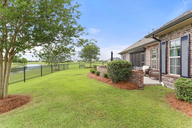 266 La Tour Boulevard, Mathews, LA 70375