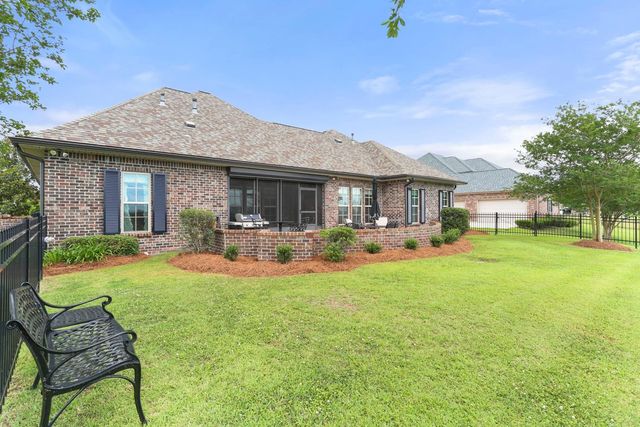 266 La Tour Boulevard, Mathews, LA 70375