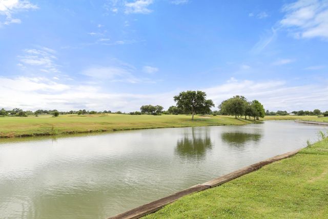 266 La Tour Boulevard, Mathews, LA 70375