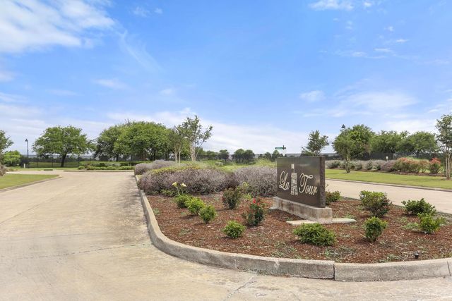 266 La Tour Boulevard, Mathews, LA 70375