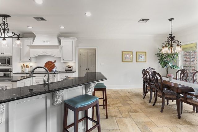 266 La Tour Boulevard, Mathews, LA 70375