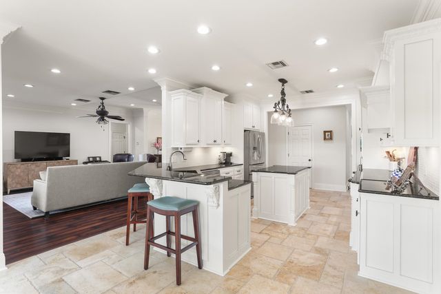 266 La Tour Boulevard, Mathews, LA 70375