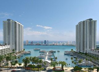 17301 Biscayne Boulevard 406, North Miami Beach, FL 33160