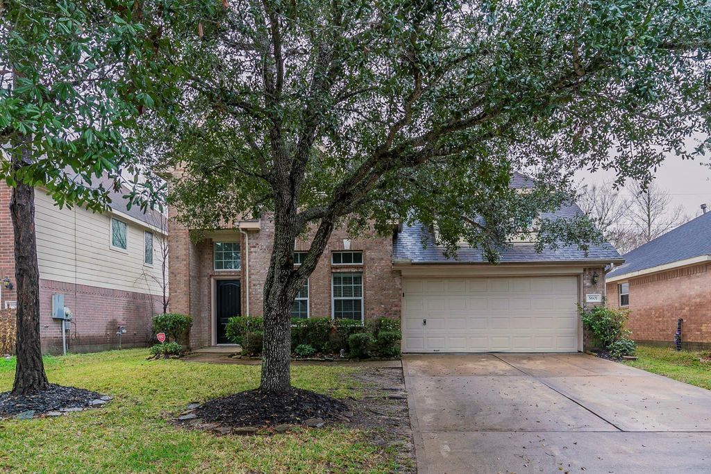 5601 Savannah Woods Lane, Rosharon, TX 77583