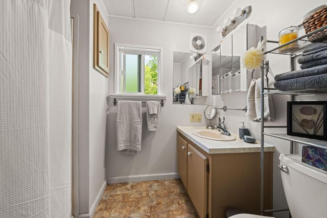 16240 Old Mission Drive, Red Bluff, CA 96080