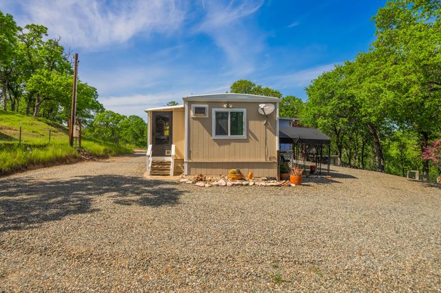 16240 Old Mission Drive, Red Bluff, CA 96080