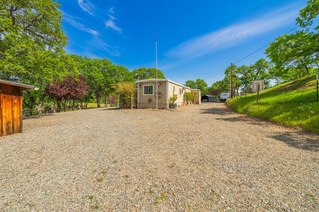 16240 Old Mission Drive, Red Bluff, CA 96080