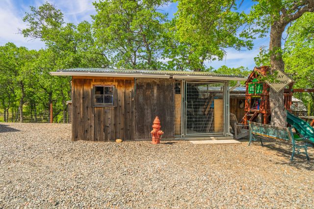 16240 Old Mission Drive, Red Bluff, CA 96080