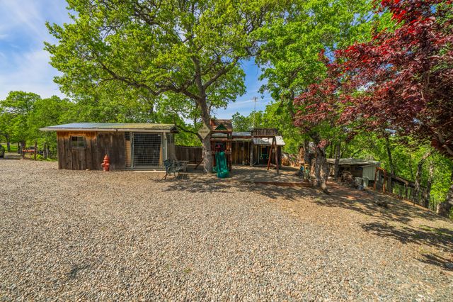 16240 Old Mission Drive, Red Bluff, CA 96080