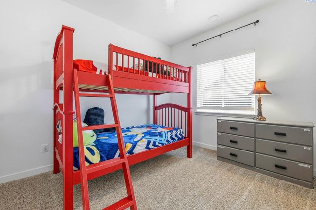 1324 14th St, Benton City, WA 99320