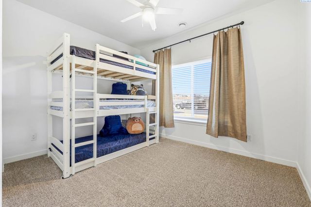 1324 14th St, Benton City, WA 99320