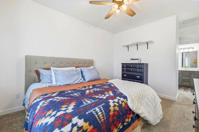 1324 14th St, Benton City, WA 99320