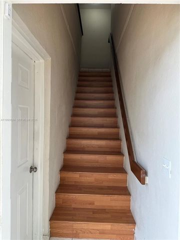 7549 NW 175th St 7549, Hialeah, FL 33015