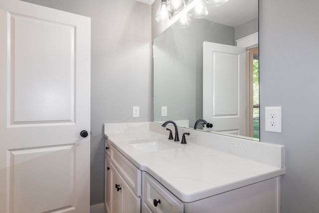 1181 Hilltop Drive, Pulaski, TN 38478