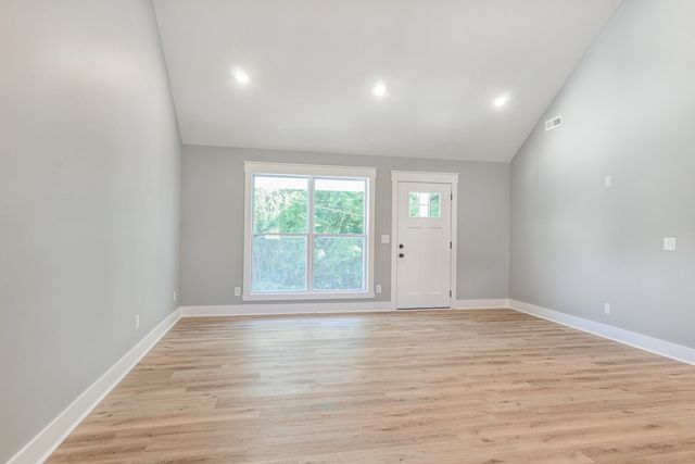 1181 Hilltop Drive, Pulaski, TN 38478