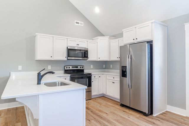 1181 Hilltop Drive, Pulaski, TN 38478