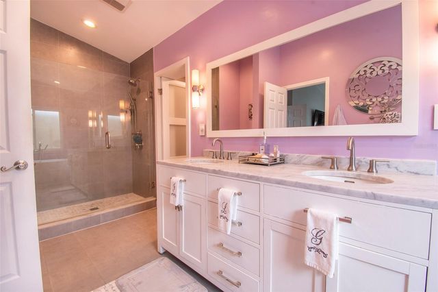 851 3RD AVENUE S, Tierra Verde, FL 33715