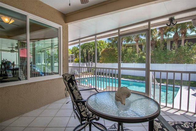 851 3RD AVENUE S, Tierra Verde, FL 33715