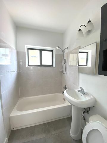 165 NE 56th St 1, Miami, FL 33137