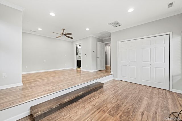 22151 Vinewood Boulevard, Taylor, MI 48180