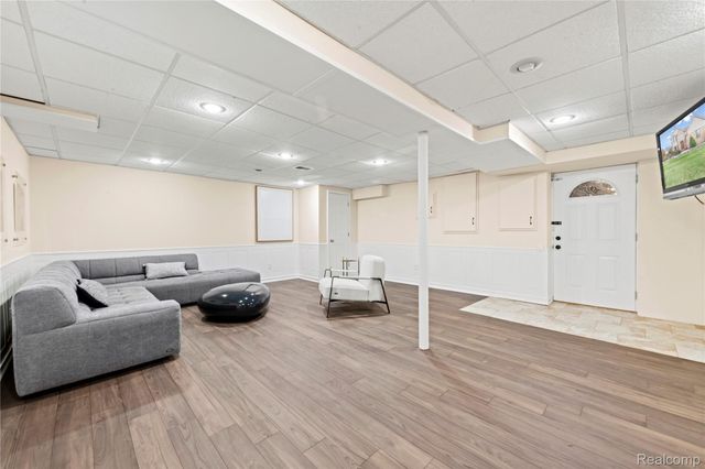 22151 Vinewood Boulevard, Taylor, MI 48180