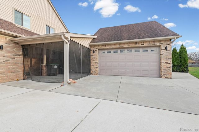 22151 Vinewood Boulevard, Taylor, MI 48180