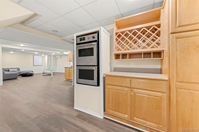 22151 Vinewood Boulevard, Taylor, MI 48180