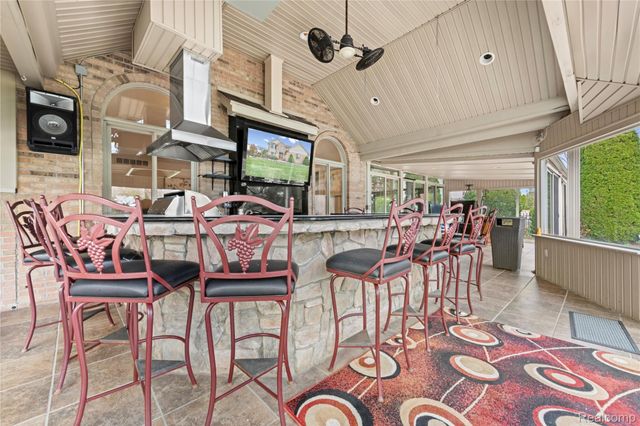 22151 Vinewood Boulevard, Taylor, MI 48180