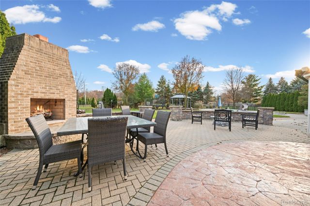 22151 Vinewood Boulevard, Taylor, MI 48180