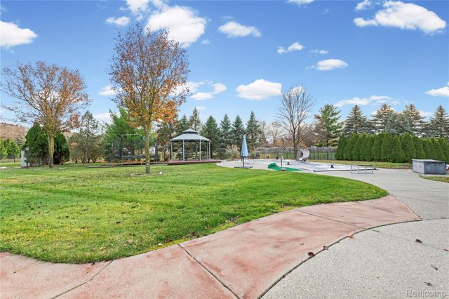 22151 Vinewood Boulevard, Taylor, MI 48180