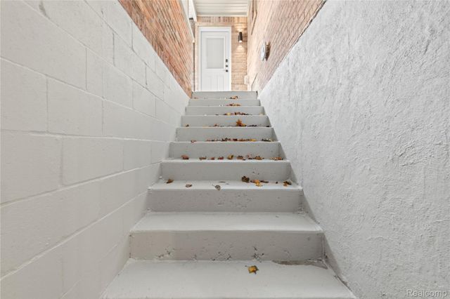 22151 Vinewood Boulevard, Taylor, MI 48180